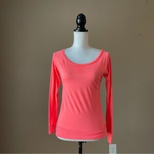 MIAMI STYLE | Hot Pink Long Sleeve Tee Sz S